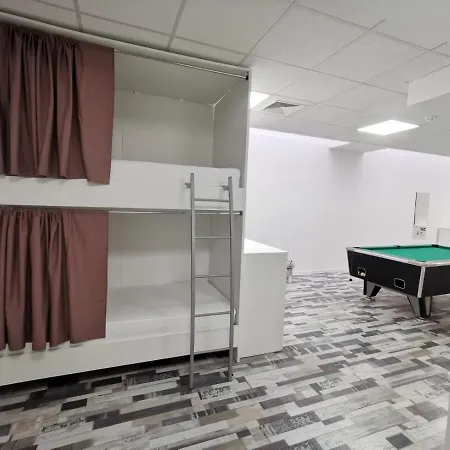 Book'n'hook Hostel