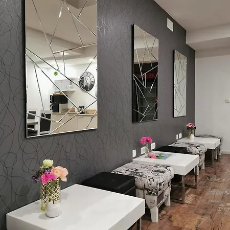 Book'n'hook 旅馆 Stobreč