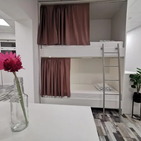 Book'n'hook 旅馆 Stobreč